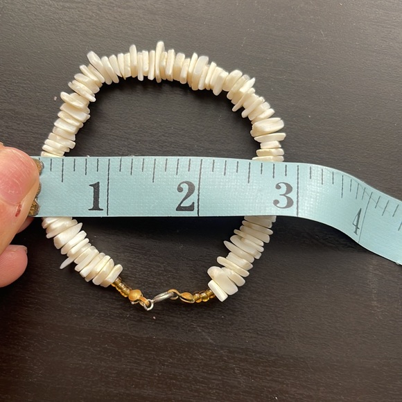 Vintage Beaded Shell Surfer Bracelet - Picture 4 of 4